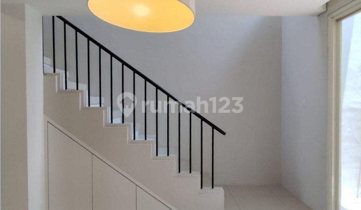 Dian Istana, Brand New, Siap Huni, Strategis 2