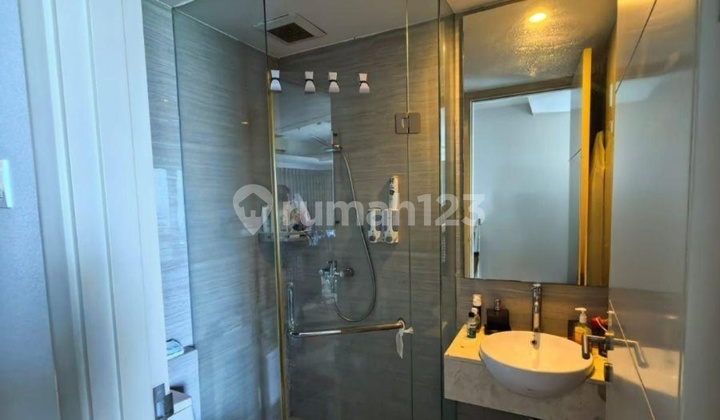 La Riz Mansion, Private Elevator, Exclusive, Connected to Mall La Riz Mansion, Private Elevator, Exclusive, Connected to Mall