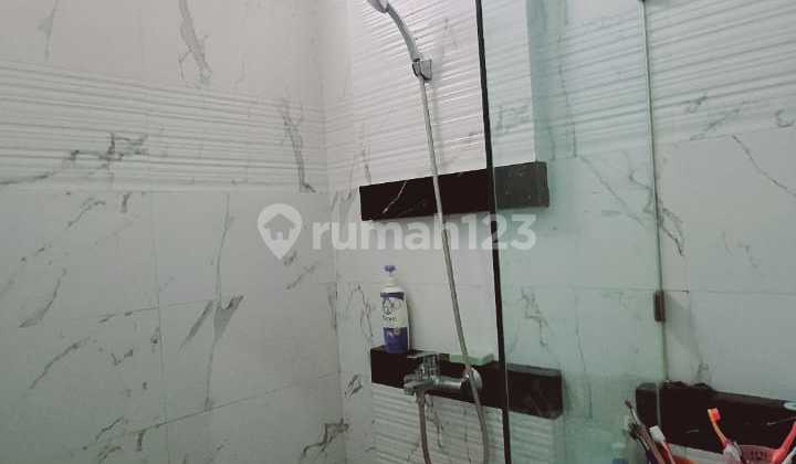 Deltasari, Super Istimewa, Hook, Elegant. 2