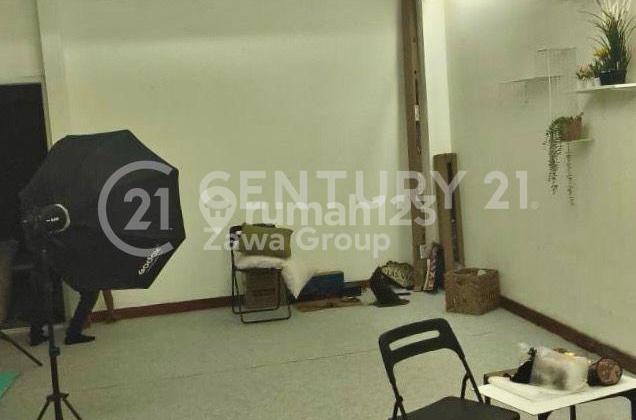 For Rent Per Floor, Graha Insuko Kedoya Raya Shop House, 3 Floors - Remaining Floors 2 & 3, Location by Main Road, 55 Million/Year (Floor 2), Kebon Jeruk, West Jakarta 2