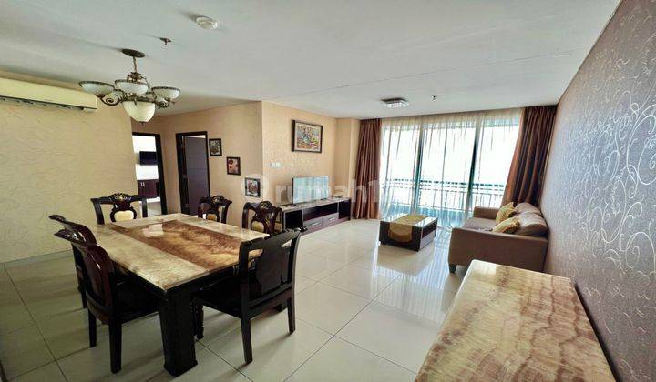 Apartemen Central Park Residences - 2BR+1 (82.5 m²) Furnished Modern, Tower A, High Floor, 145 Juta/Tahun, Central Park, Jakarta Barat 2