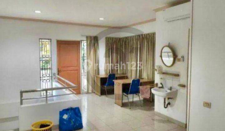 Dijual Dibawah Njop Rumah Semanan Indah - 4BR+1 (T/B 189 m² / 300 m²) Semi Furnished, 2.950m, Kosambi, Jakarta Barat 1