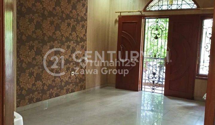 Disewakan Murah Rumah Tanjung Duren 3 Lantai - 4BR+1 (Uk 6x15) 95 Juta/Tahun, Grogol Petamburan, Jakarta Barat 2