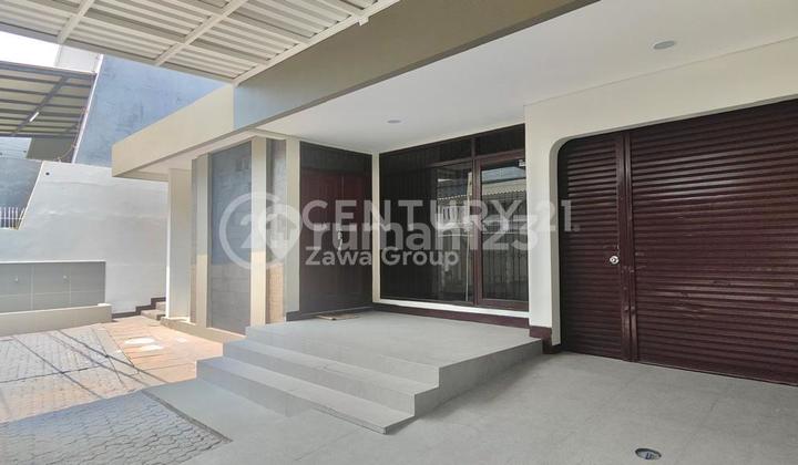 Disewakan Rumah Duri Kepa 1.5 Lantai - 4BR+1 (T/B 240 m² / 220 m²) Lokasi Strategis, 145 Juta/Tahun, Kebon Jeruk, Jakarta Barat Disewakan Rumah Duri Kepa 1.5 Lantai - 4BR+1 (T/B 240 m² / 220 m²) Lokasi Strategis, 145 Juta/Tahun, Kebon Jeruk, Jakarta Barat