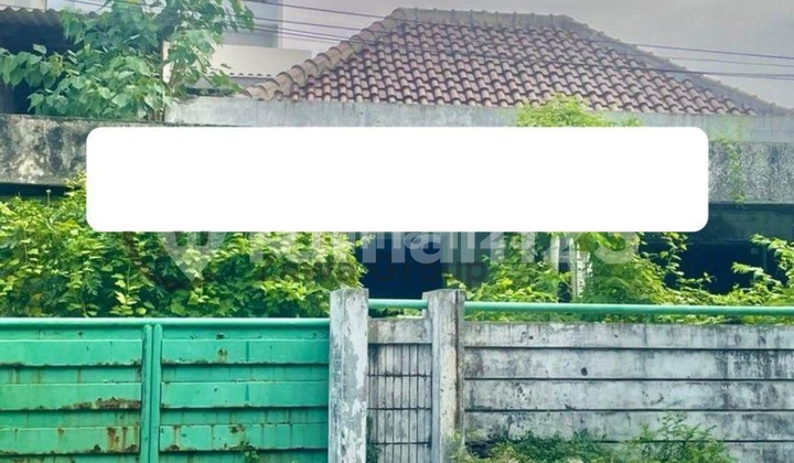 Dijual Murah Sekali Rumah Tua Hitung Tanah - Luas 298 m², SHM, Grogol Petamburan, Jakarta Barat Dijual Murah Sekali Rumah Tua Hitung Tanah - Luas 298 m², SHM, Grogol Petamburan, Jakarta Barat