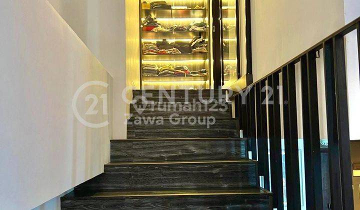 Disewakan Murah Soho Residence Tipe Avenue 96.96 M² Low Floor, Full Furnished Bagus, 106 Juta tahun, Central Park, Jakarta Barat 2