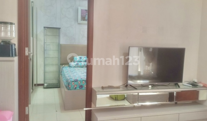Disewakan Apartemen Royal Mediterania Garden - 2br (42 M²) Furnished Bagus Sekali, Tower Lavender, Low Floor, Only 70 Juta/tahun, Tanjung Duren, Jakarta Barat