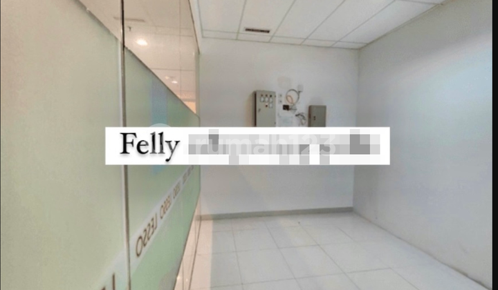 Disewakan Soho Capital Special Price - Luas 136 M², Unfurnished, 220 Ribu/m²/bulan, Central Park, Jakarta Barat