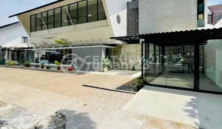 Dijual Bangunan Komersil Prime Area Pakubuwono 3 Lantai - T/B 610 M² / 1.084 M², SHM, 80 M, Kebayoran Baru, Jakarta Selatan Dijual Bangunan Komersil Prime Area Pakubuwono 3 Lantai - T/B 610 M² / 1.084 M², SHM, 80 M, Kebayoran Baru, Jakarta Selatan