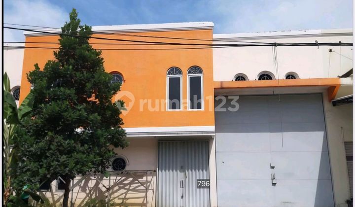 Dijual dua buah gudang gandeng di Bandara Mas Tangerang Dijual dua buah gudang gandeng di Bandara Mas Tangerang