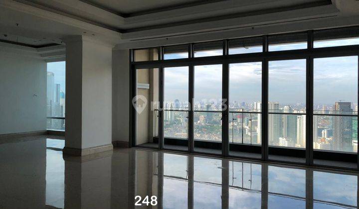 Dijual Apartemen Raffles Residence 4 Br 480m2 Semi Furnish Best Price 1