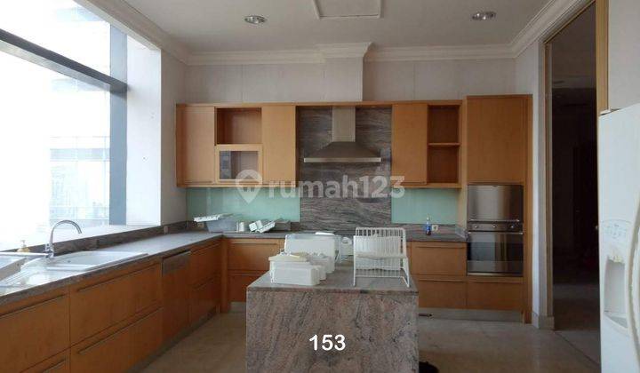 Apartemen Airlangga  Mega Kuningan  880m2  dijual semi furnished 1