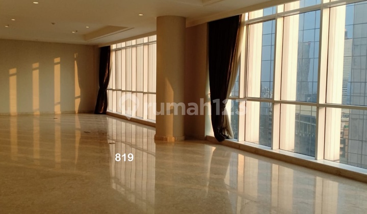 Dijual Apartemen Oakwood  4 br luas 377 m2