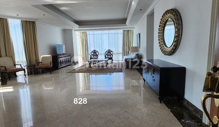 For Rent Four Seasons Apartment 3 BR Furnished South Jakarta