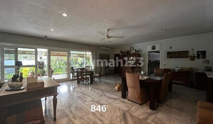 Dijual Murah Cepat Rumah 4 Br Lb 380 M2 Lt 1062 M2 Kemang Jaksel