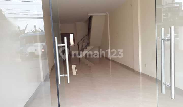 For Sale: 4-5 Units of Terraced Shophouses in Penggilingan, South Jakarta. 2