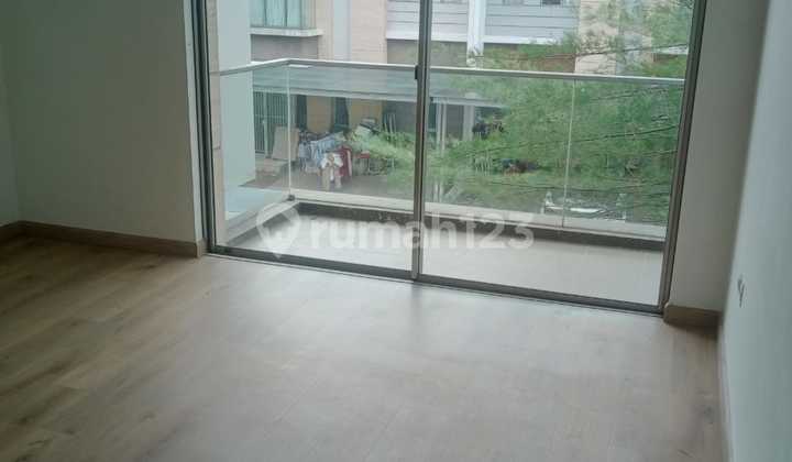 Dijual.rumah Cluster Pinao.8x15m.golf Island Pik 2