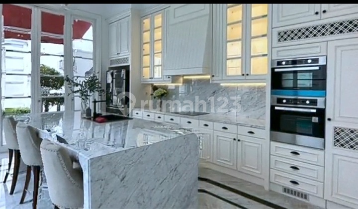 Dijual Rumah Menteng Mewah Brand New Jakarta Pusat Dijual Rumah Menteng Mewah Brand New Jakarta Pusat