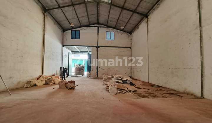 Dijual Gudang 100 Salembara Raya Teluk Naga Tanggerang Dijual Gudang 100 Salembara Raya Teluk Naga Tanggerang