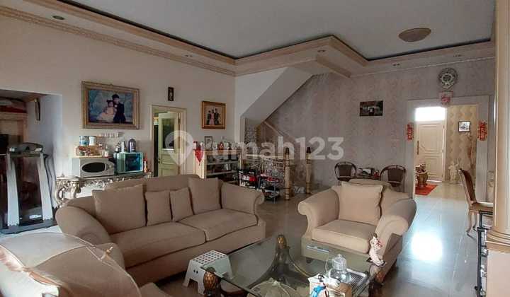 For Sale Classic Modern House 250M in PIK North Jakarta For Sale Classic Modern House 250M in PIK North Jakarta