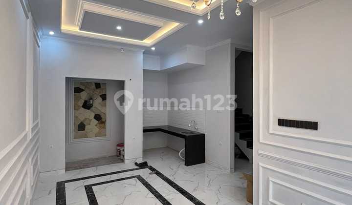 Dijual Rumah Brand New House Classic Modren Jakarta Selatan Dijual Rumah Brand New House Classic Modren Jakarta Selatan