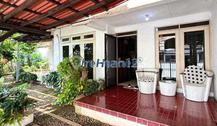 Old House Ready to Live In, Well-Maintained in Elite Kalibata Complex 2