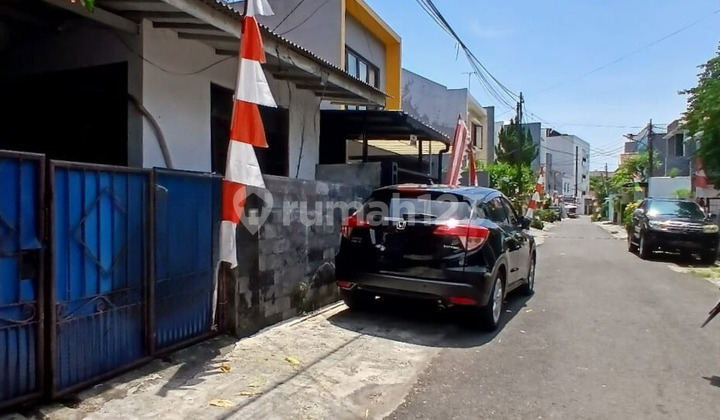 Rumah Lama Bendungan Hilir Siap Huni Akses Jalan 2 Mobil