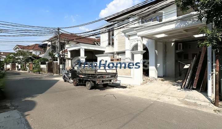 Rumah Tebet Siap Huni Akeses Jalan 3 Mobil 2