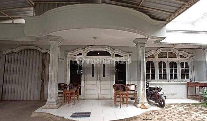 Rumah Cawang Cantik Dan Terawat 2