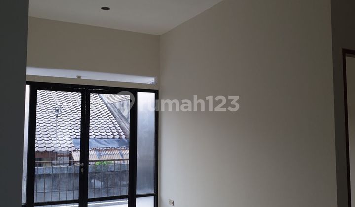 Rumah Bagus Siap Huni di Perumahan Lebak Bulus  2