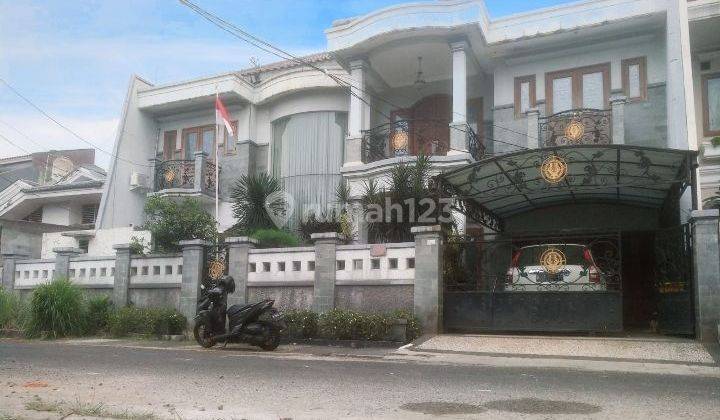 Rumah Besar 2 lantai Dalam Kompleks Taman Bona Indah Lebak Bulus  1