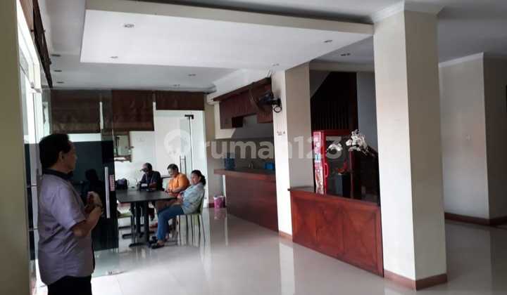Dijual Rumah Kost Senen Jakarta Pusat Akses Jalan 2 Mobil Lebar Area 2