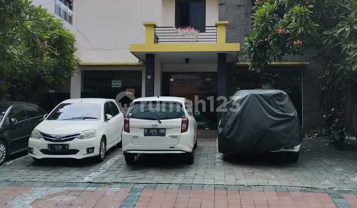 Dijual Rumah Kost Senen Jakarta Pusat Akses Jalan 2 Mobil Lebar Area