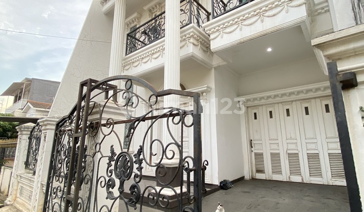 House in Bumi Satria Kencana Complex, Bekasi, Furnished, 2 Floors. 2