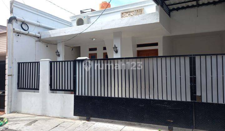 Rumah Siap Huni Jalan 2 Mobil Area Kampung Melayu Kecil Tebet 1