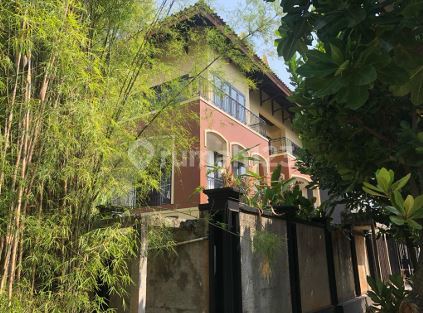 Rumah Mewah Pantai Indah Kapuk Siap Huni Akses Jalan Lebar 2