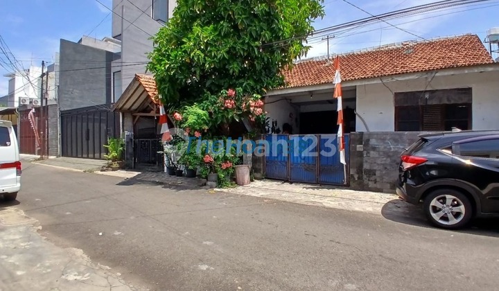Rumah Lama Bendungan Hilir Siap Huni Akses Jalan 2 Mobil 2