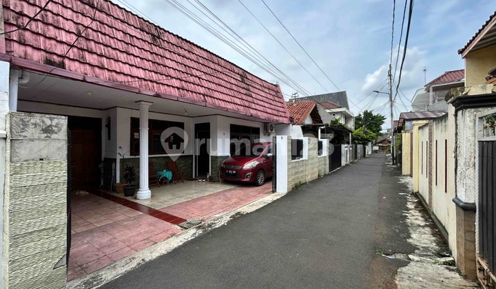 Rumah Siap Huni Area Tebet Jalan 1 Mobil 