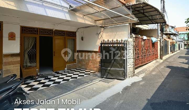 Rumah Tebet Siap.huni Akses Jalan 1 Mobil Rumah Tebet Siap.huni Akses Jalan 1 Mobil