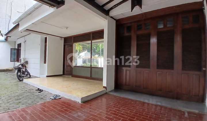 Disewakan Rumah Tebet Cocok Untuk Kantor Dan Hunian 2