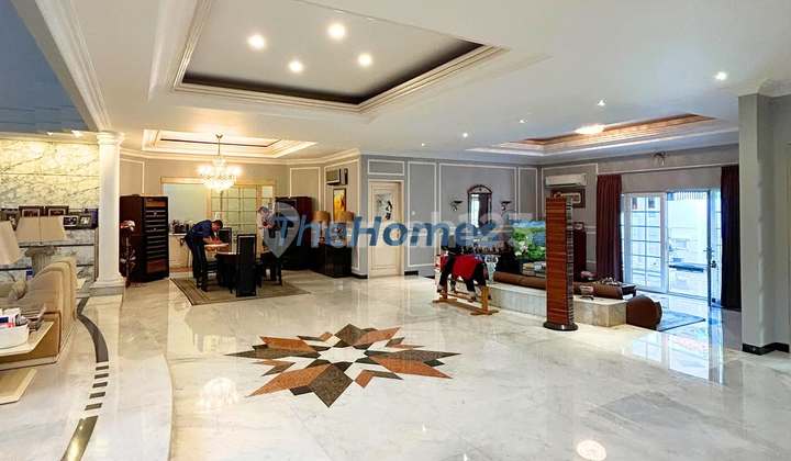 Rumah Mewah Dalam Kompleks Premium Mega Kuningan 2 Lantai 2