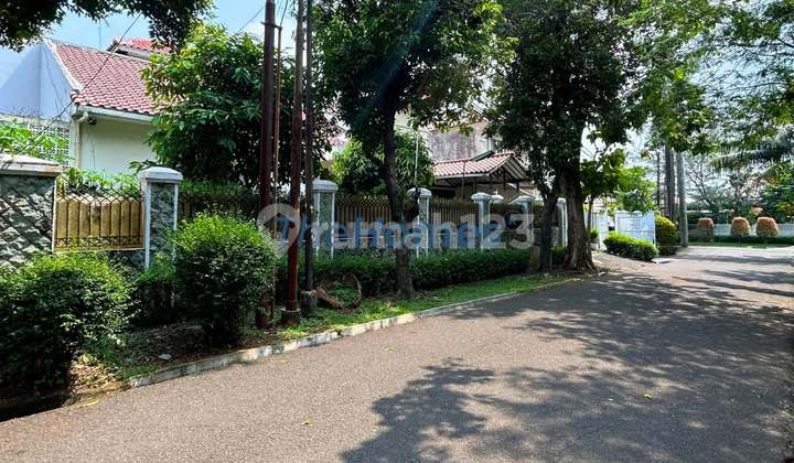 Rumah Siap Huni Dalam Kompleks Elite Pancoran 2