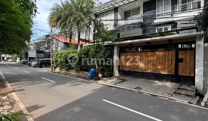 Luxury House On Bendungan Hilir Main Road Luxury House On Bendungan Hilir Main Road