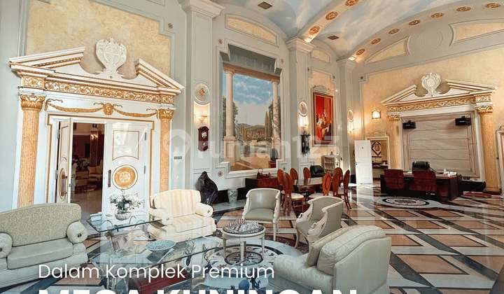 Luxury House In The Premium Mega Kuningan Complex Luxury House In The Premium Mega Kuningan Complex