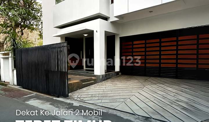 For Sale Move-in Ready House East Tebet