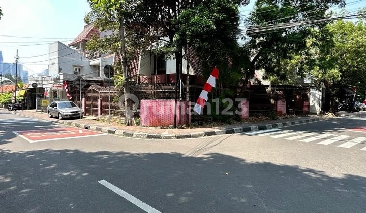 Dijual Rumah Bendungan Hilir Hitung Tanah Akses Jalan Besar 2