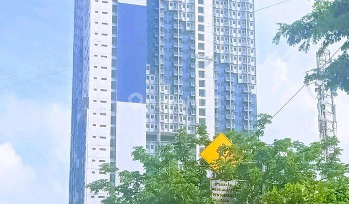 2 Bedroom Apartemen Dekat Ui Kondisi Bagus Furnished 1