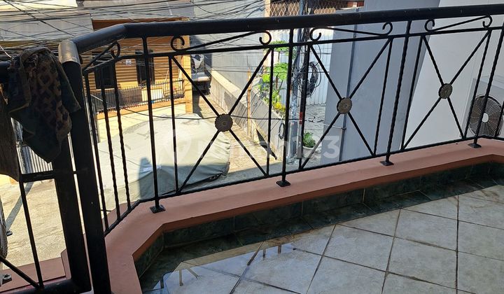Disewa.rumah.3.kamar..2.lantai.jelambar Rumah Bagus SHM di RT 10/ RW. 8, Jl. Jelambar Timur No.16 RT.10/RW.8, Jelambar Baru, Grogol Petamburan, Kota Jakarta Barat, DKI Jakarta, Indonesia, 11460, Jelambar 2