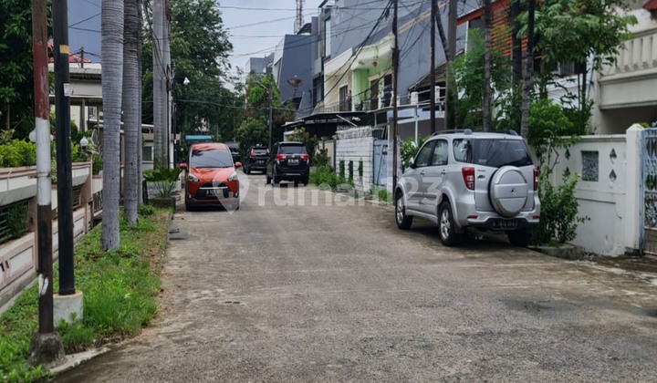 Rumah Hoek Muara Karang SHM Row Jalan 7 Meter 2