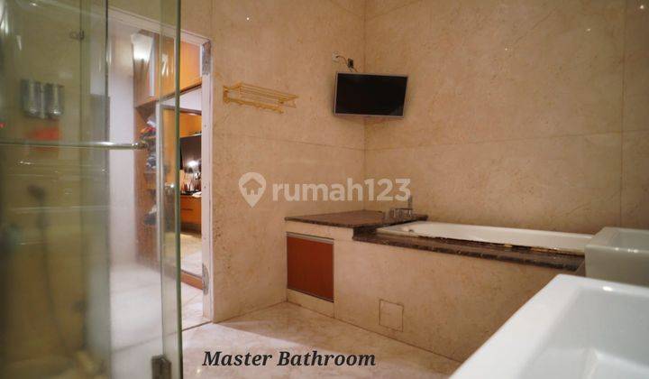 Dijual Rumah Golf Lake Residence Lt 8x20m2, 4 Lantai, 4 Kt, Full Marmer, Furnish SHM 2